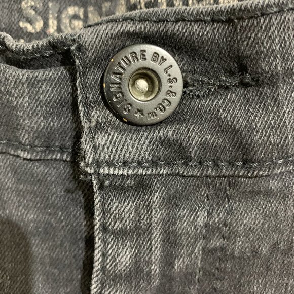 Pre-loved, Signature By Levi Strauss & Co. Black Distressed Unisex Jean, 32x30 - Picture 12 of 16